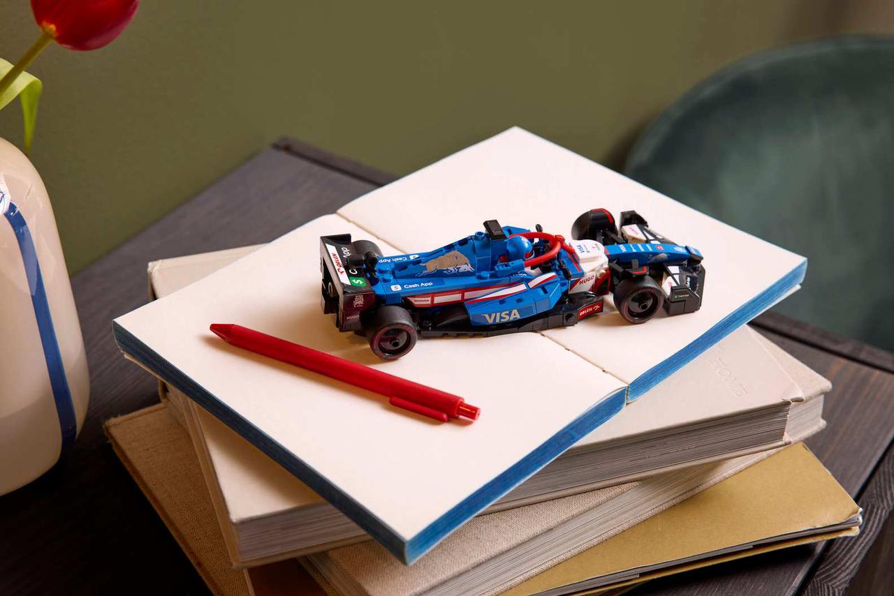 Visa Cash App Racing Bulls F1 Team Race Car