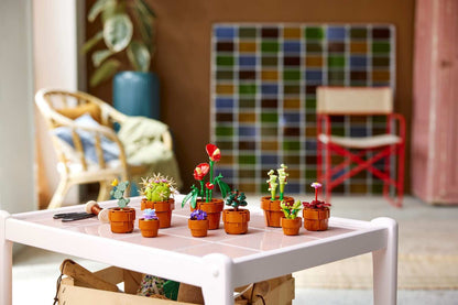 Botanical Collection Tiny Plants
