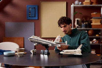 Shuttle Carrier Aircraft Brick Set
