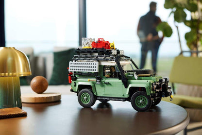 Classic Defender 90 Brick Set