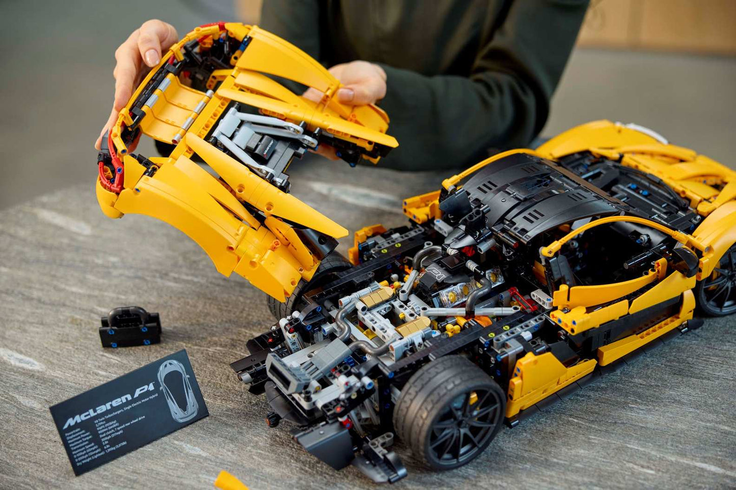 Technic McLaren P1