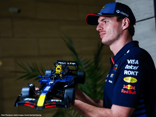 Technic Oracle Red Bull Racing RB20 F1 Car