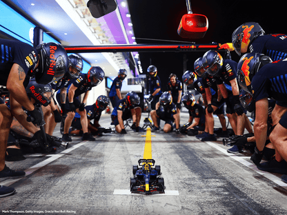 Technic Oracle Red Bull Racing RB20 F1 Car