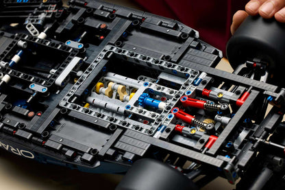 Technic Oracle Red Bull Racing RB20 F1 Car
