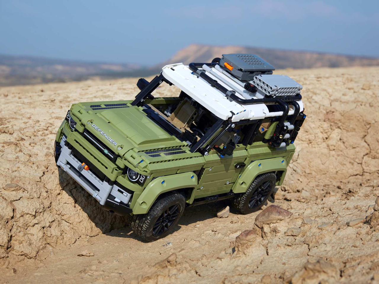 Technic Land Rover Defender